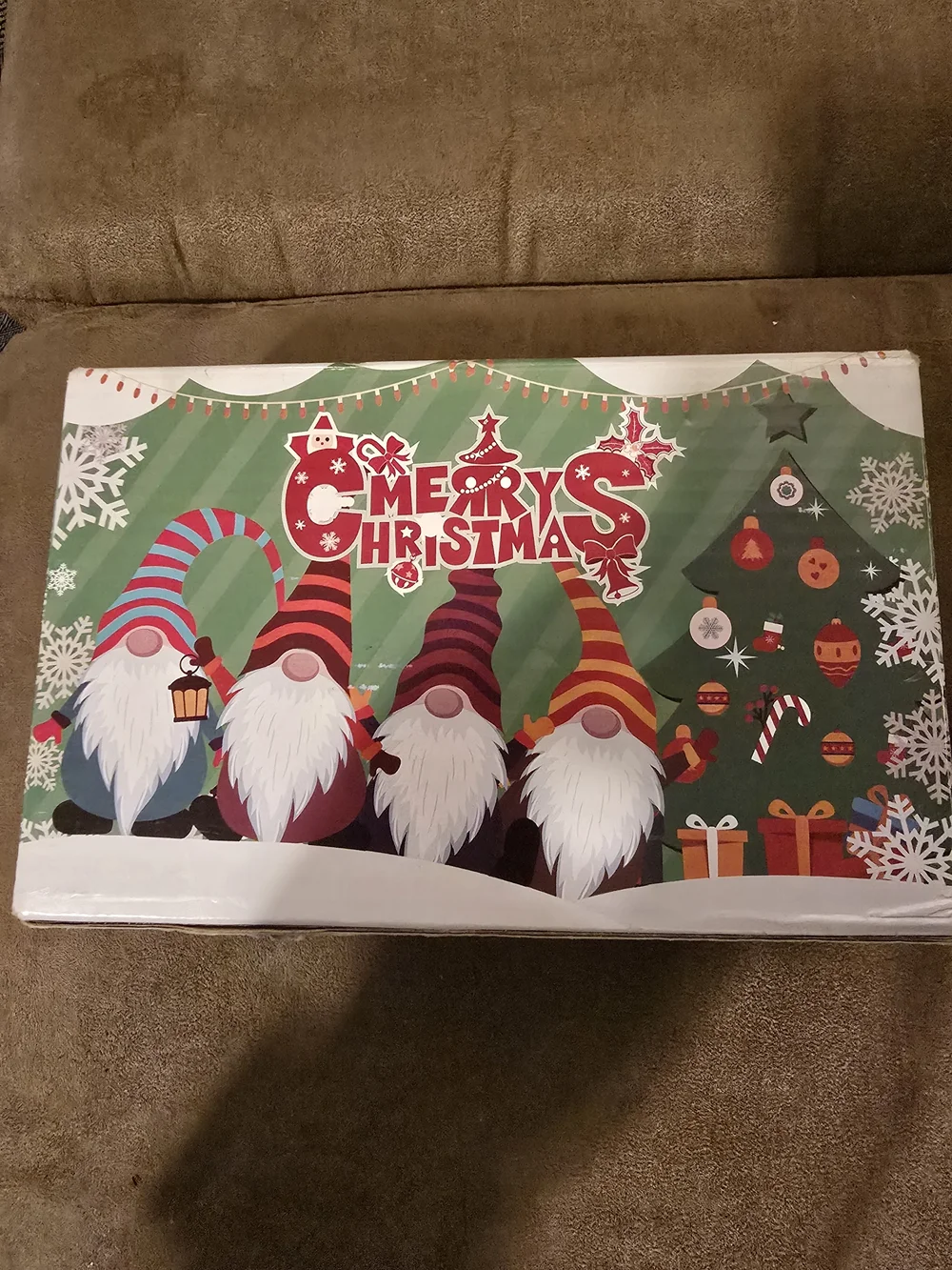 Holiday Knit Gnome Plush Set. Red & Gray Ornaments. 4 Piece Set. NWT.